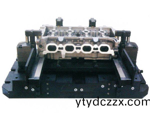 缸蓋加工液壓夾具